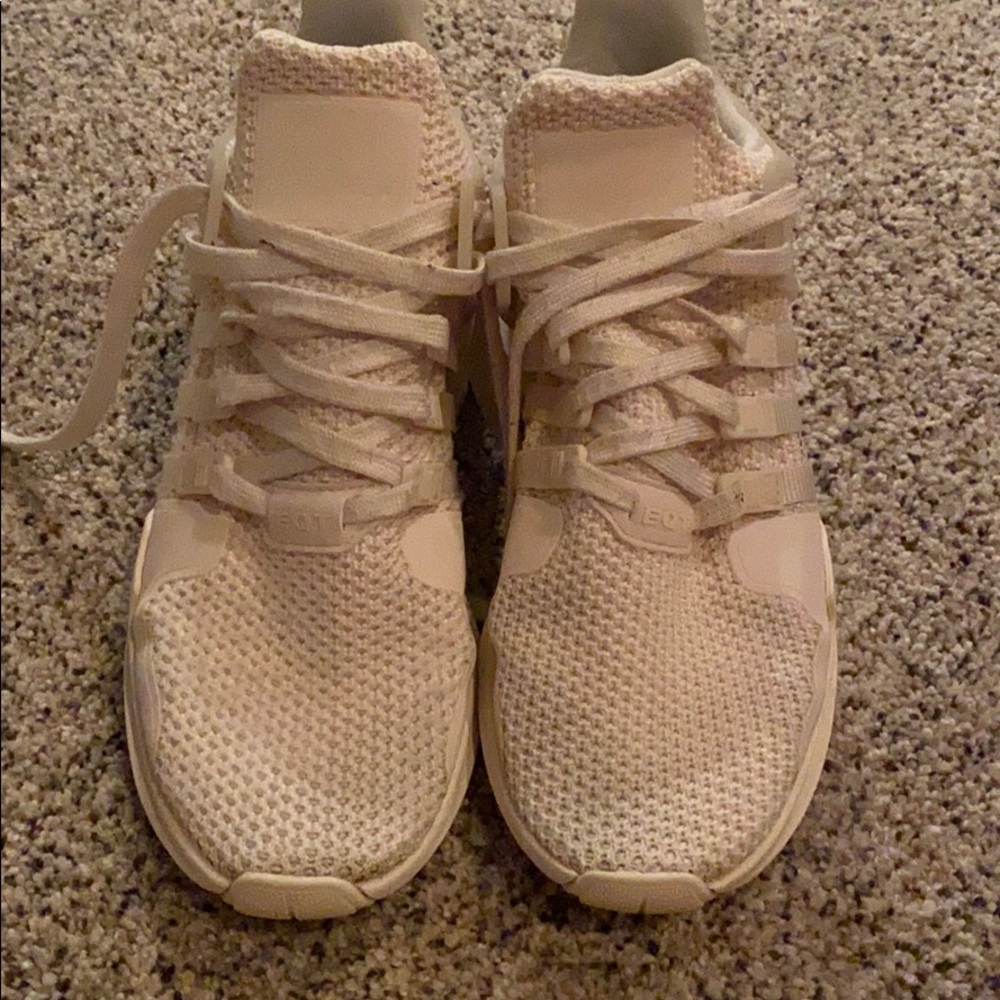 Adidas Tennis Shoes